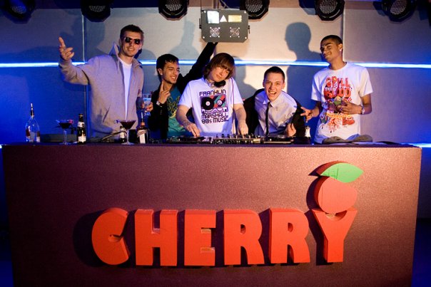 Ночной клуб «Cherry» — 