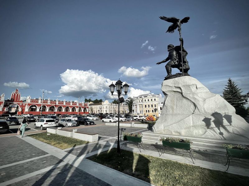 Памятник Ивану III в Калуге — Автор фото: <a href="https://www.facebook.com/Anlaren">Андрей Ларин</a>